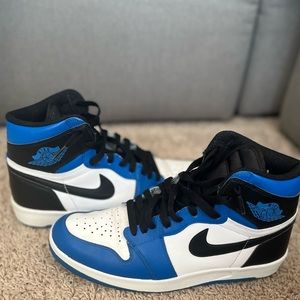 Air Jordan 1 Blue